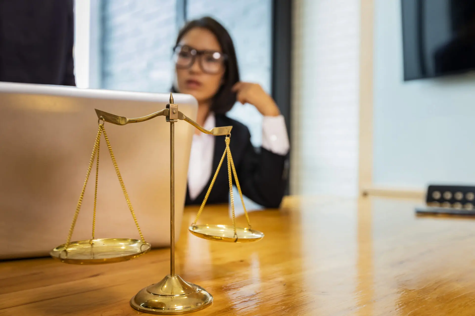How EH Mediation Helps You Make Informed and Cost-Effective Decisions Thurrock (Tilbury area)